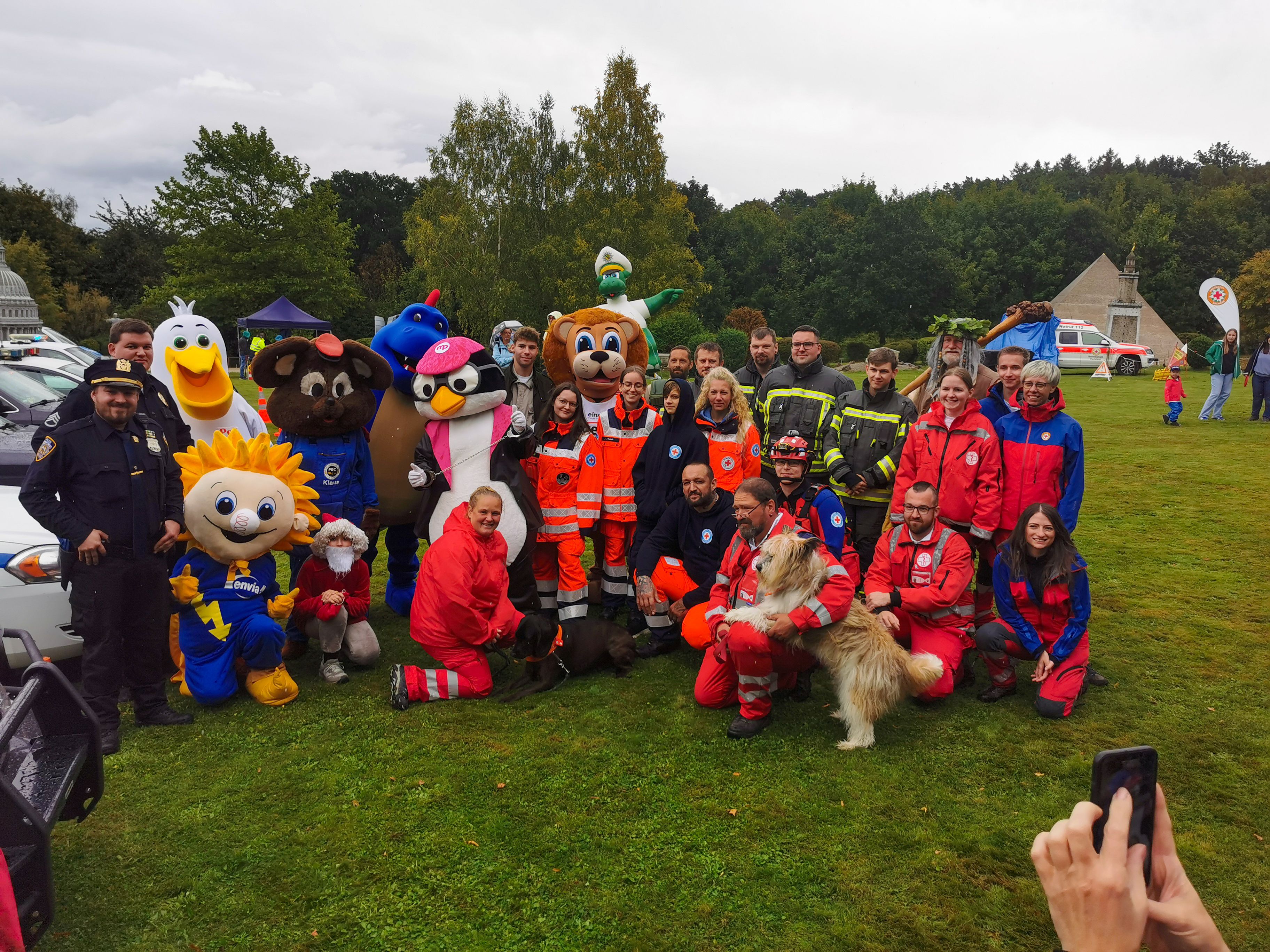Blaulichttag mit Maskottchentreffen